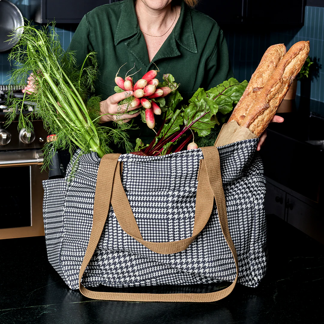 The Everything Everywhere Bag (Houndstooth-Onyx) - Image 4